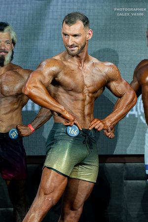 MEN'S PHYSIQUE 179